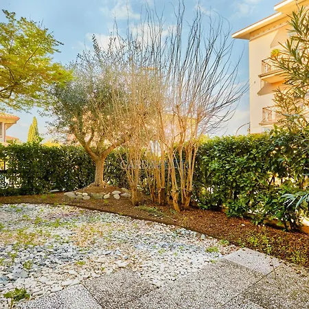 Aureliano Apartment - Solarium Lake View And Pool Apartment Desenzano del Garda